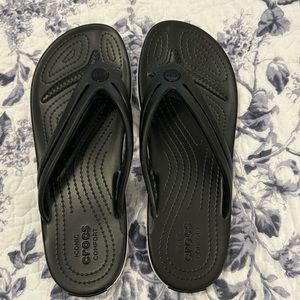 New without tags! Crocs Iconic Comfort Flip Flops